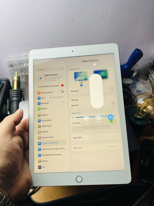Vând iPad gen 8 wifi 32 gb  10.2 inch impecabil