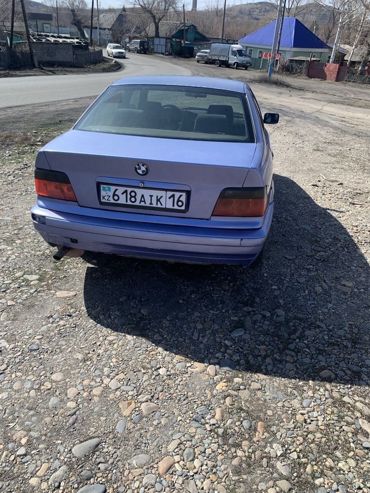 Продам BMW 320