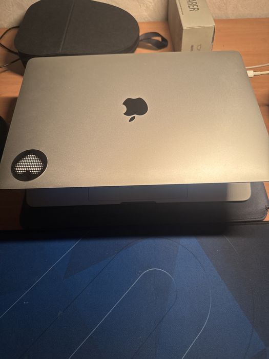 Macbook pro 512 gb