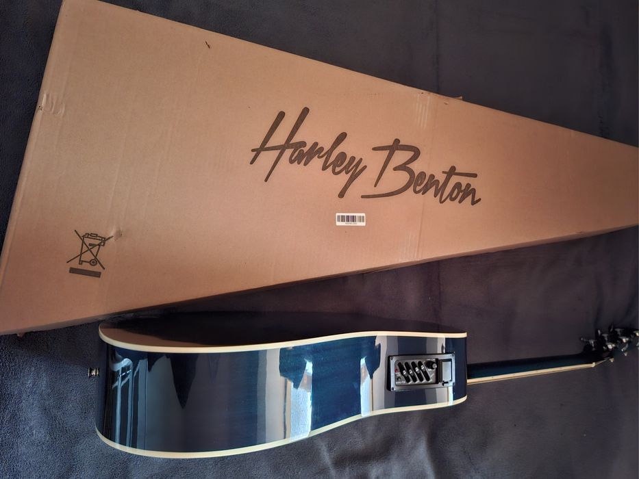 Електро акустична китара