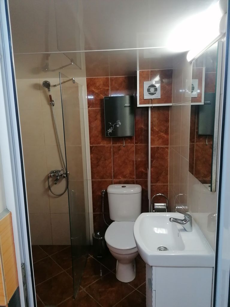Дава се под наем Двустаен апартамент в Плевен, Мара Денчева - 50 кв.м за 382.5 € - Снимка #5