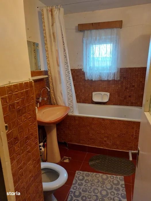 Apartament 3 camere 85 mp, etajul 3 - zona Dumbrava Nord
