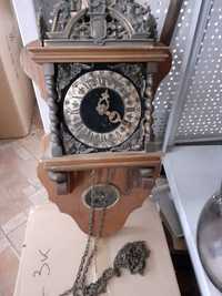 Старинен  холандски  часовник   Часовник  куковичка