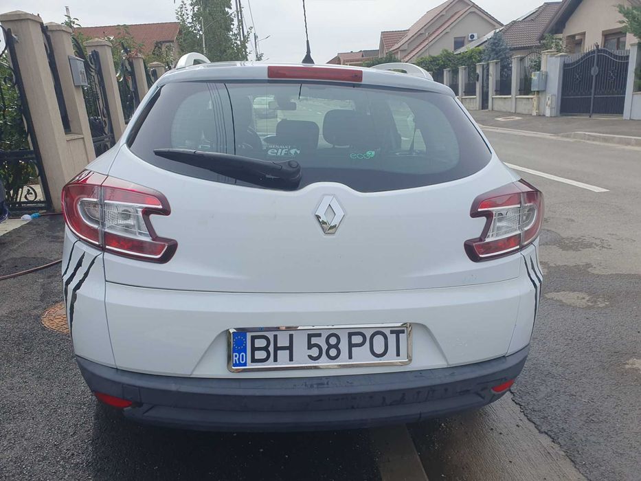 Renault Megane 3, 1.5 dci, 110CP, revizie completa recent+distributie