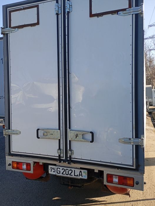 Мошина 11 ооо Минг брабег янги мошина 2 та газ балон бор 4 пакелена