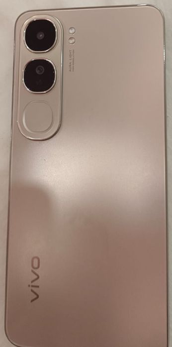 Продам VIVO V40 lite