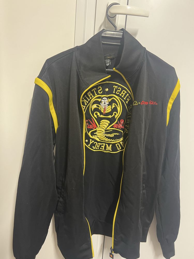 Комплект на Cobra kai