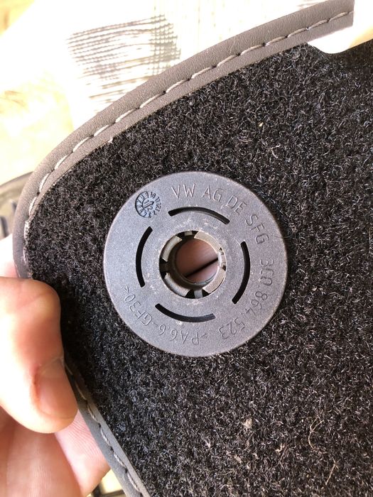 Оригинални мокетени стелки за Audi A7 Sportback (C7)