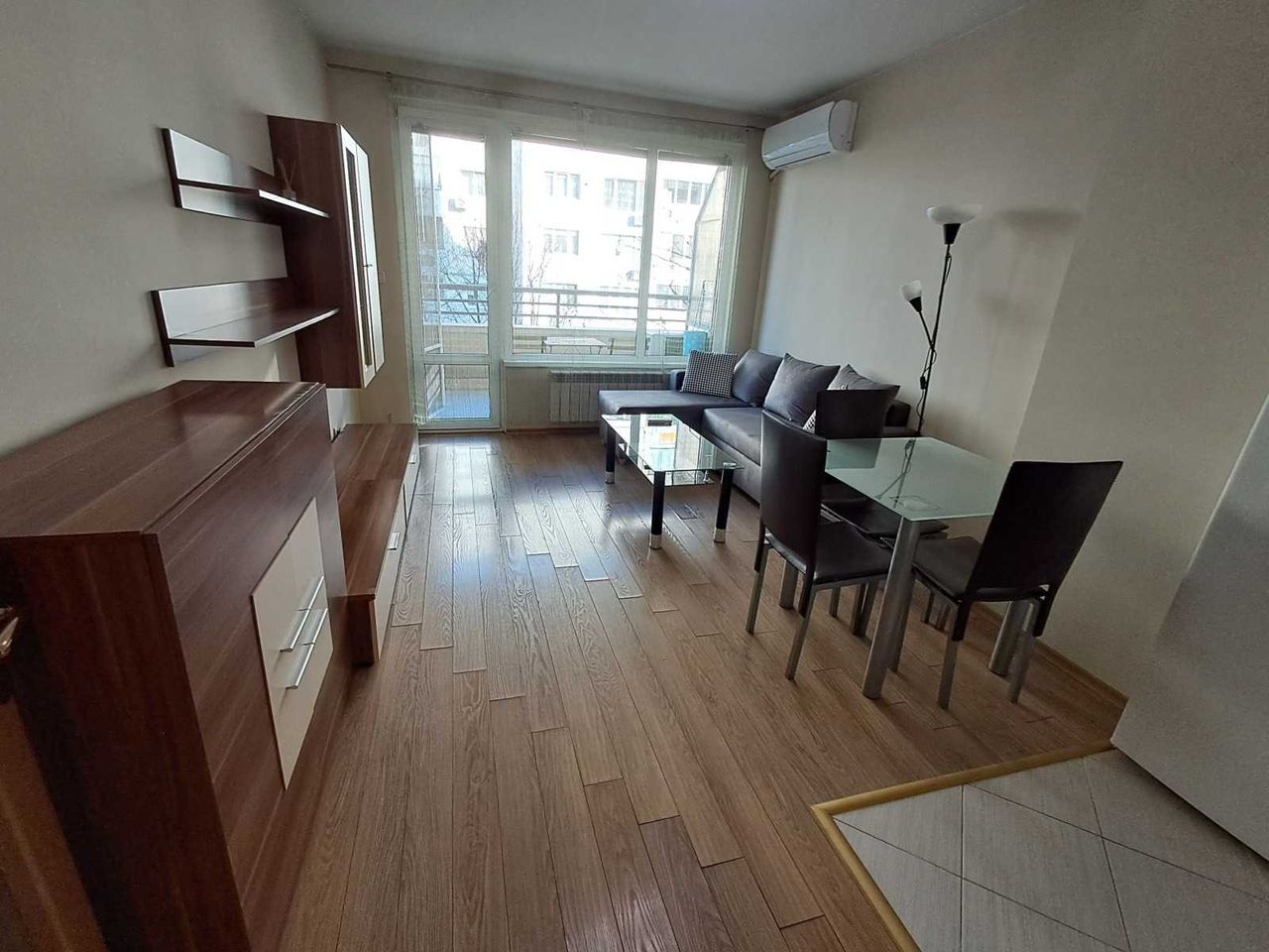 Дава се под наем Двустаен апартамент в София, Младост 4 - 60 кв.м за 475 € - Снимка #2