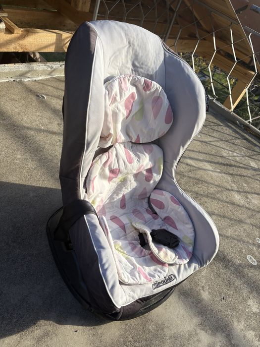 Столче за автомобил