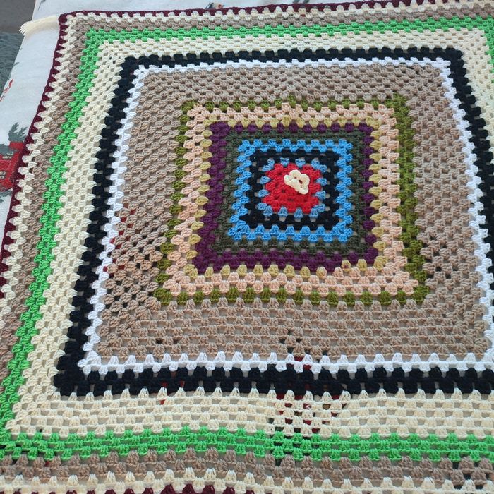 Ръчно изработено на една кука