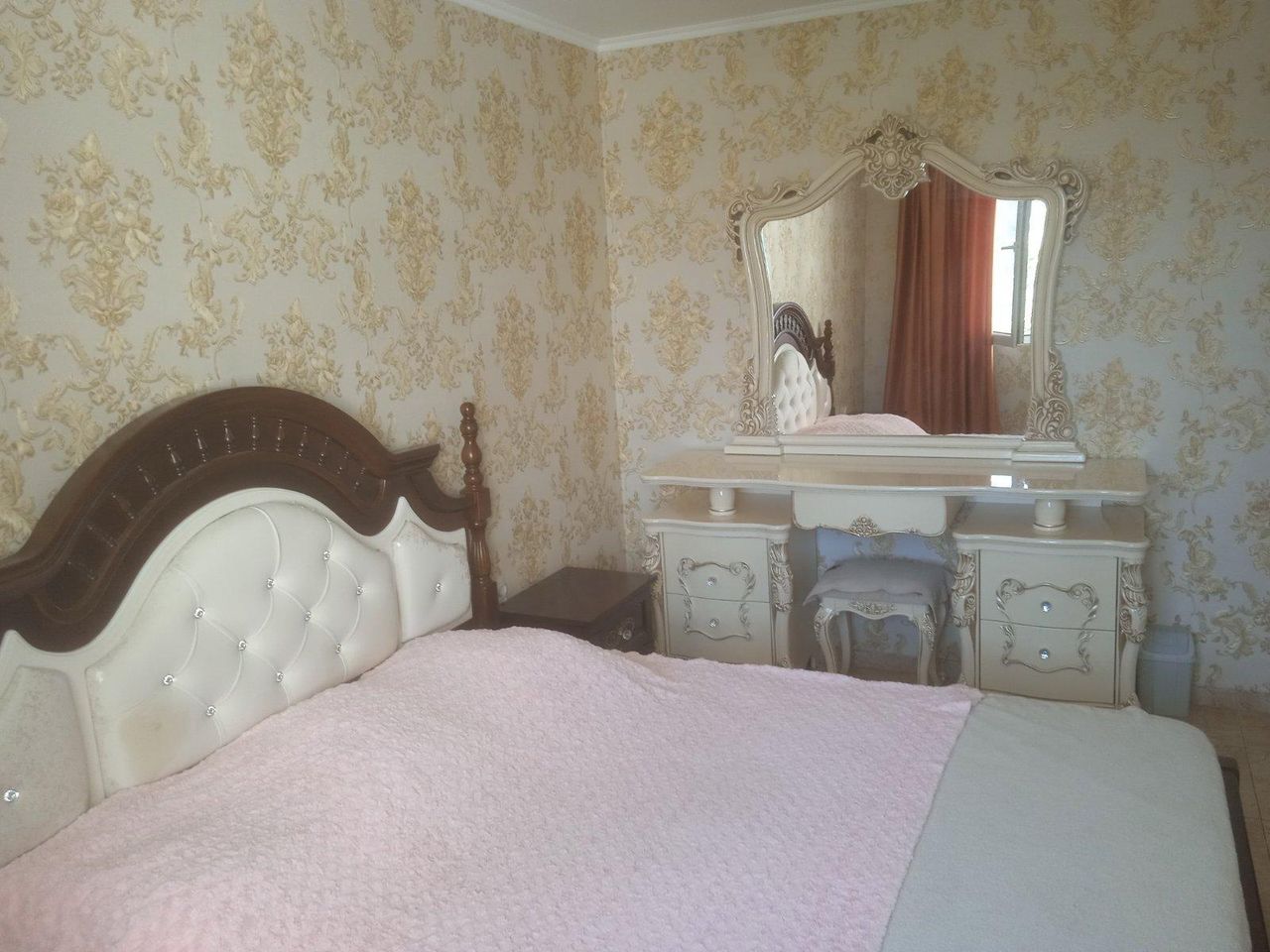 Продава се Тристаен апартамент в Бургас, Сарафово - 81 кв.м за 1535 €/кв.м - Снимка #8