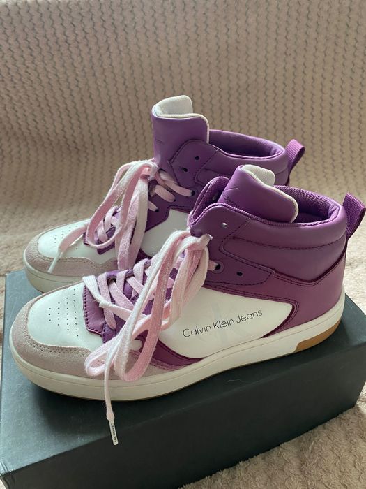 Кецове дамски Calvin Clein