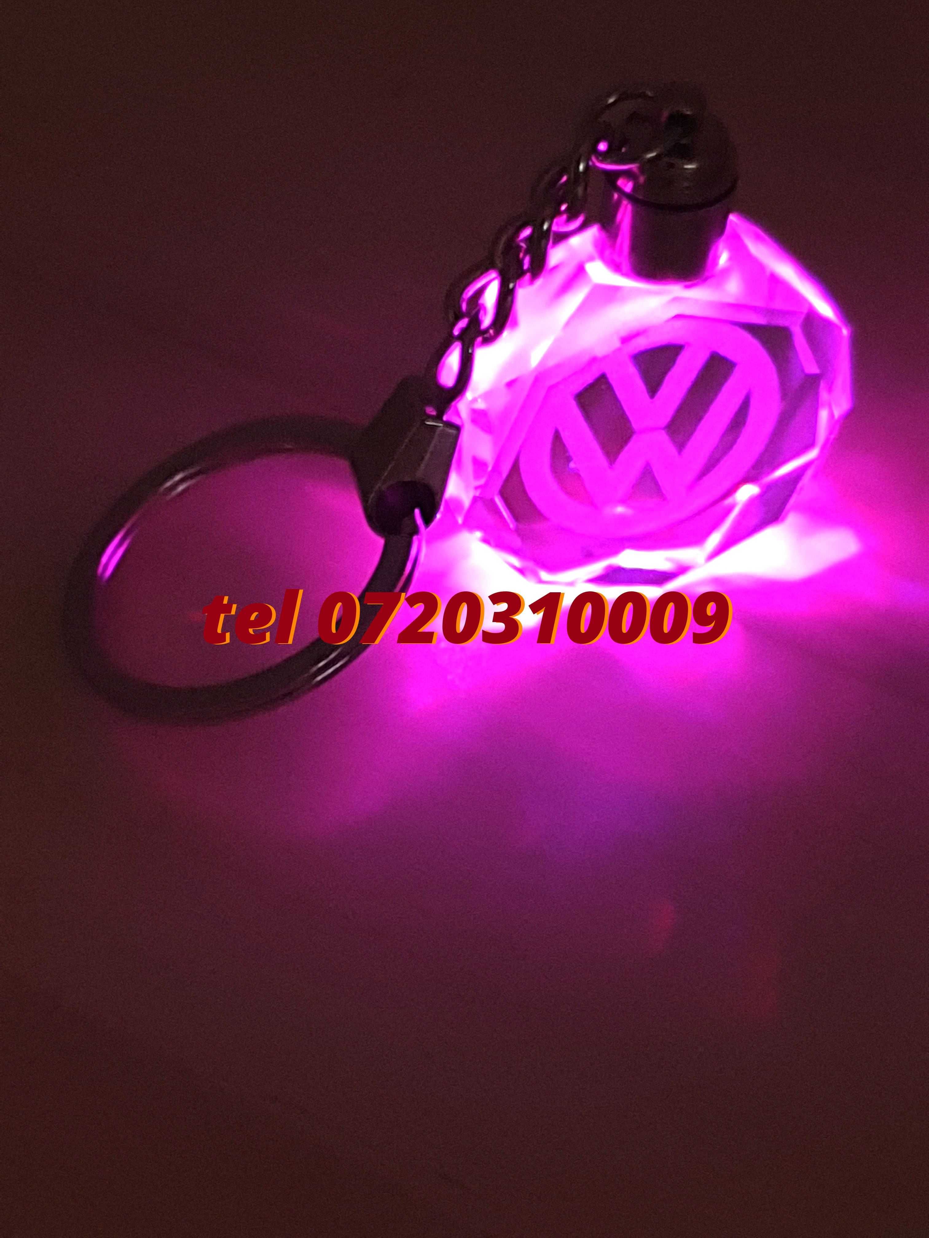 Promotie Breloc Cristal Led 6 Culori Volkswagen Sau Alte Auto