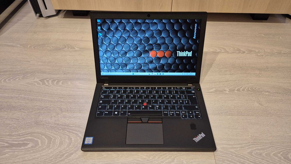 Lenovo Thinkpad x270 i7 7500U 4G LTE 16GB RAM 512GB SSD Windows 11