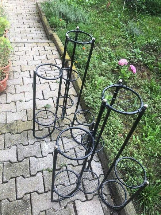 Etajere/ suport flori, 2 buc, cate 7 ghivece fiecare, metal, plastic