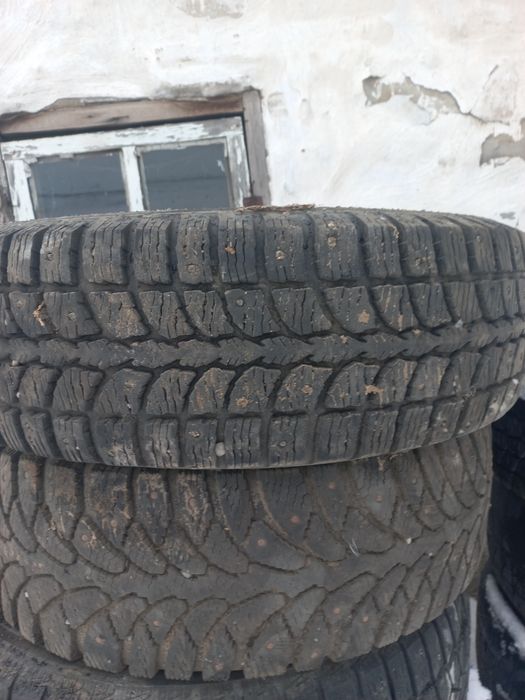 Продам зимние шины