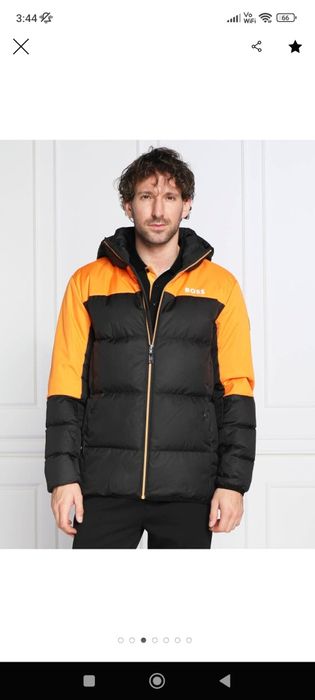Oferta Geaca originala HUGO BOSS originala marimea L,XL de iarna gluga