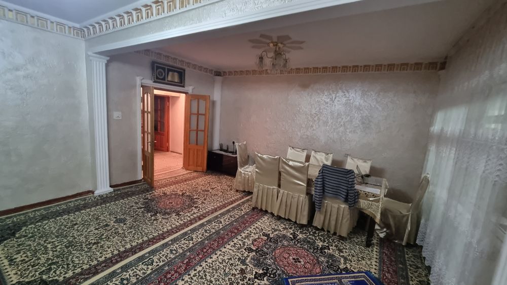 Уй сотилади массив джангох ц15 тел