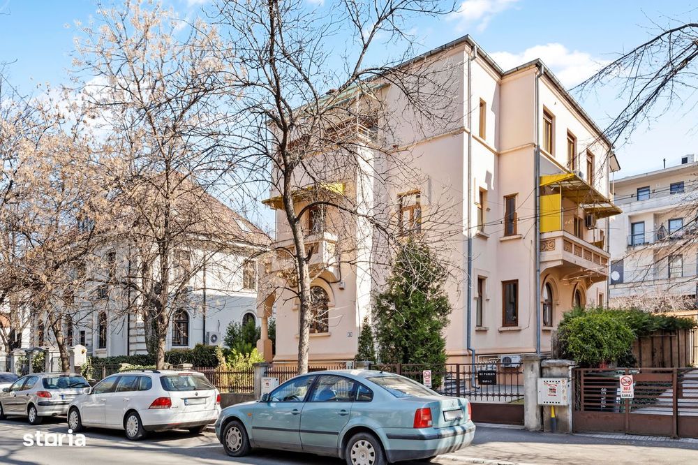 Apartament in vila Capitale plus demisol