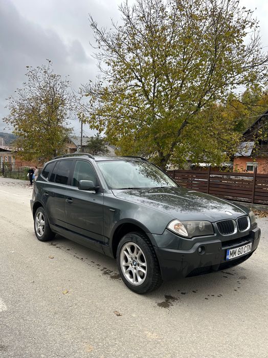 Vând BMW x3 ………..