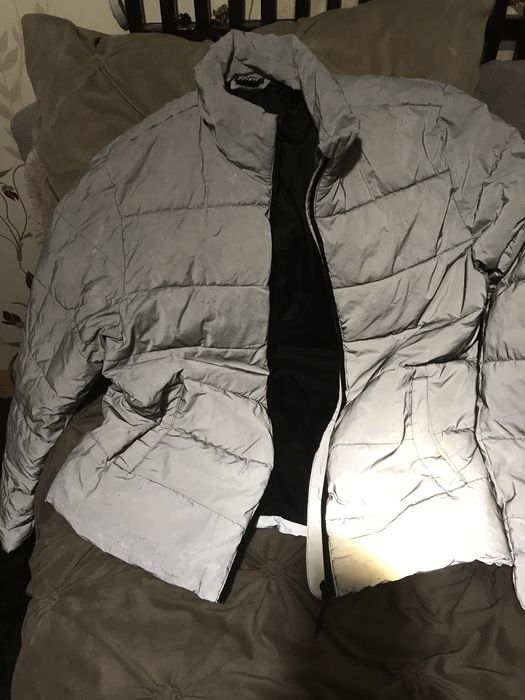 Geaca fosforescenta culoare gri