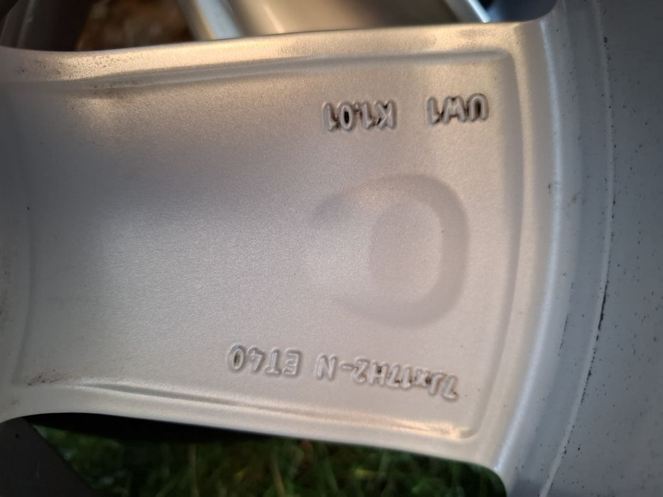 Roti R17 Vw Passat B 8.5 Skoda Superb