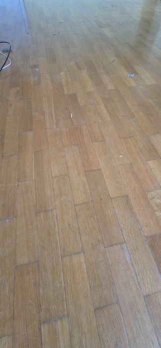 Естествен паркет 20 кв.м.