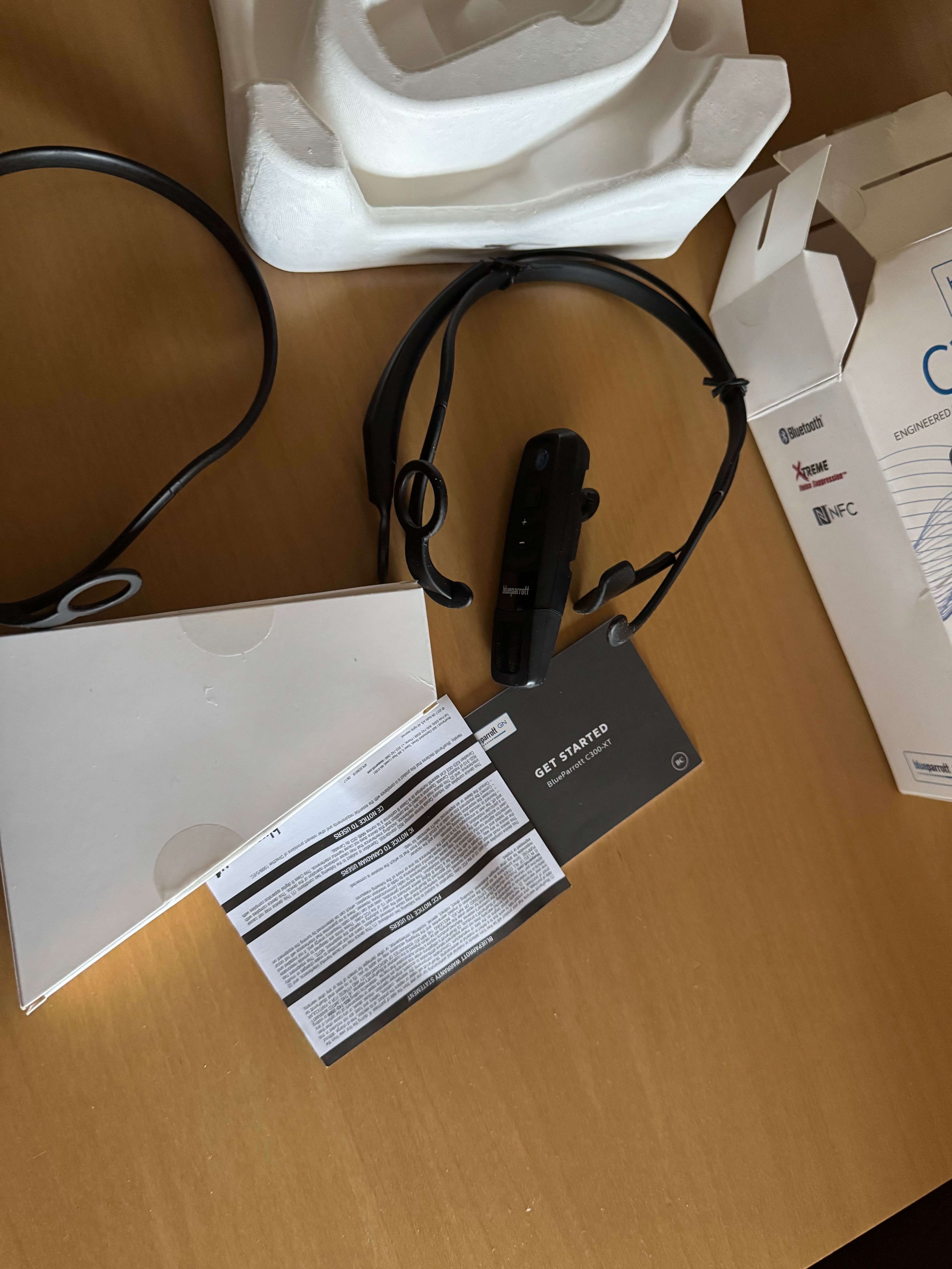 Професионална безжична слушалка BlueParrott C300-XT