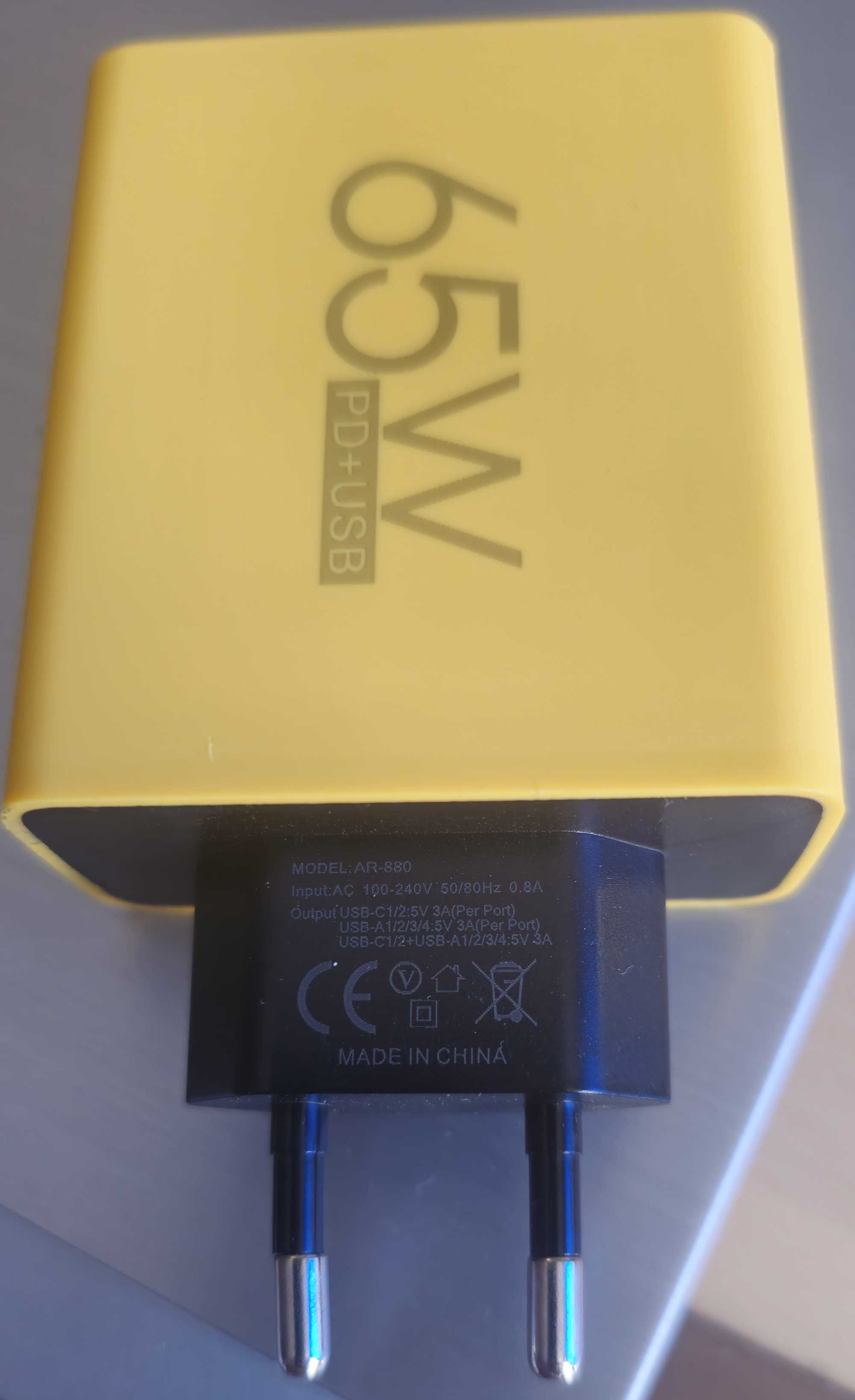 Три вида бързи зарядни за телефони с USB-A,C,PD Samsung,Xiaomi Apple