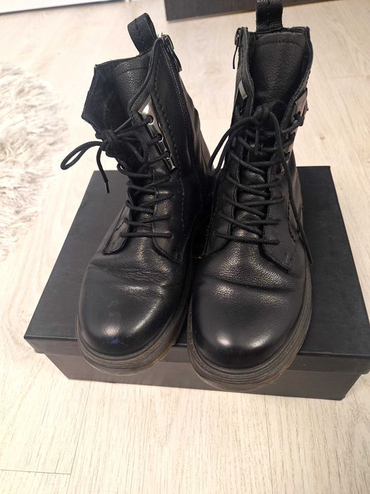 Ghete de dama firma Formazione.