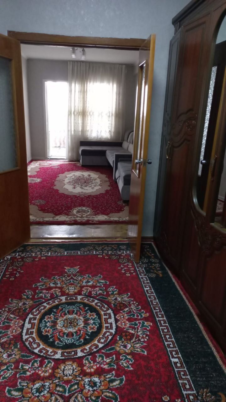 Yakkasaroy ayraport 3 xonali 500$ srochni