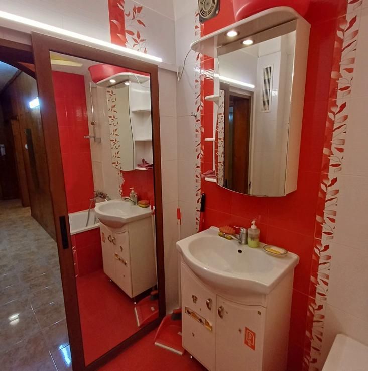 Дава се под наем Тристаен апартамент в София, Красна поляна 1 - 95 кв.м за 570 € - Снимка #10