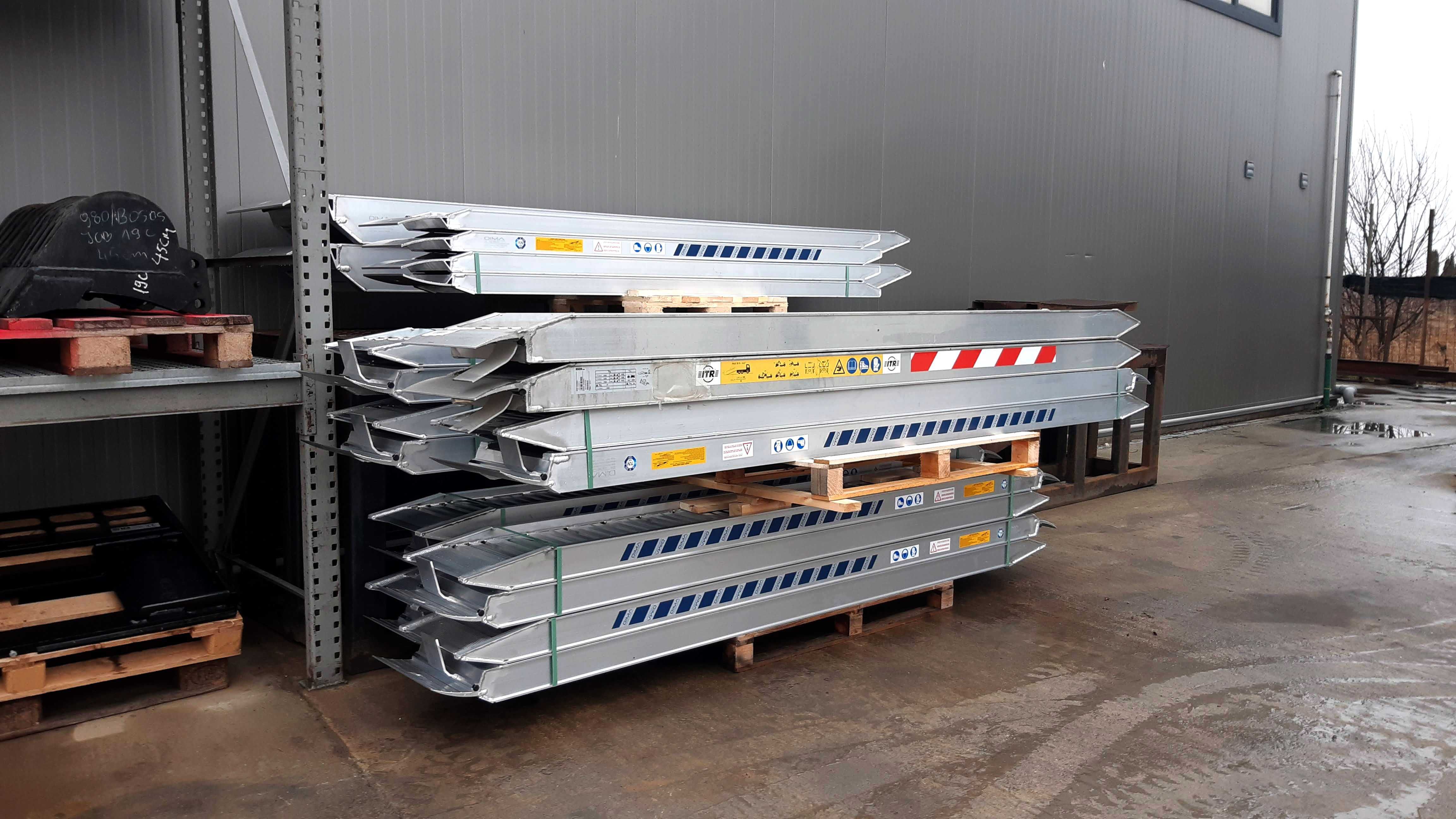 Rampe cu bordura din aluminiu 3 m capacitate max 3350 kg - Stoc Brasov