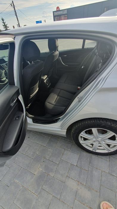 BMW Seria 1, 118i , 2013