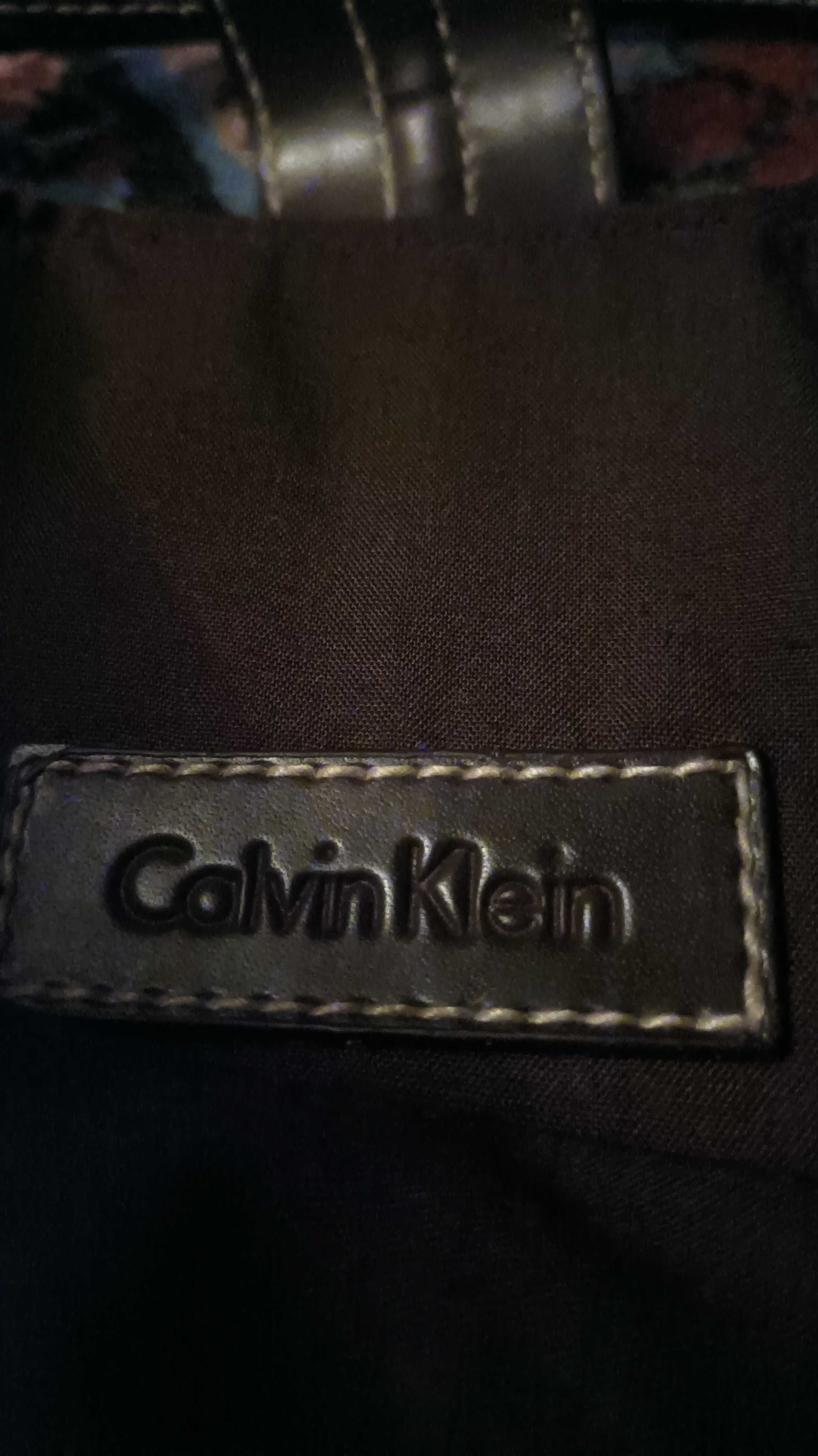 Calvin Klein geanta