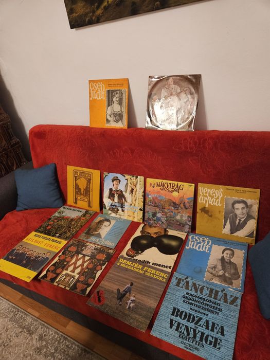 Vând discuri vinil pentru pickup