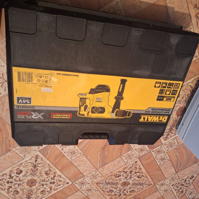 Перфоратор DEWALT dch481h новый!
