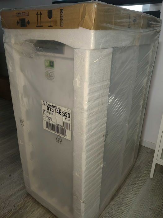 Masina de spalat rufe verticala Electrolux *NOUA*