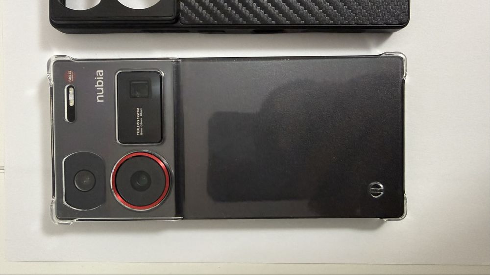 Nubia Z60 Ultra - 512 GB stocare, 16 GB RAM
