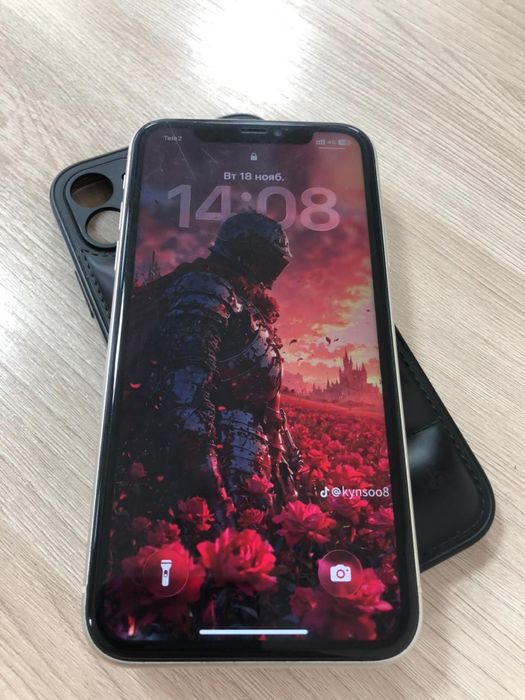 Обменяю айфон 11