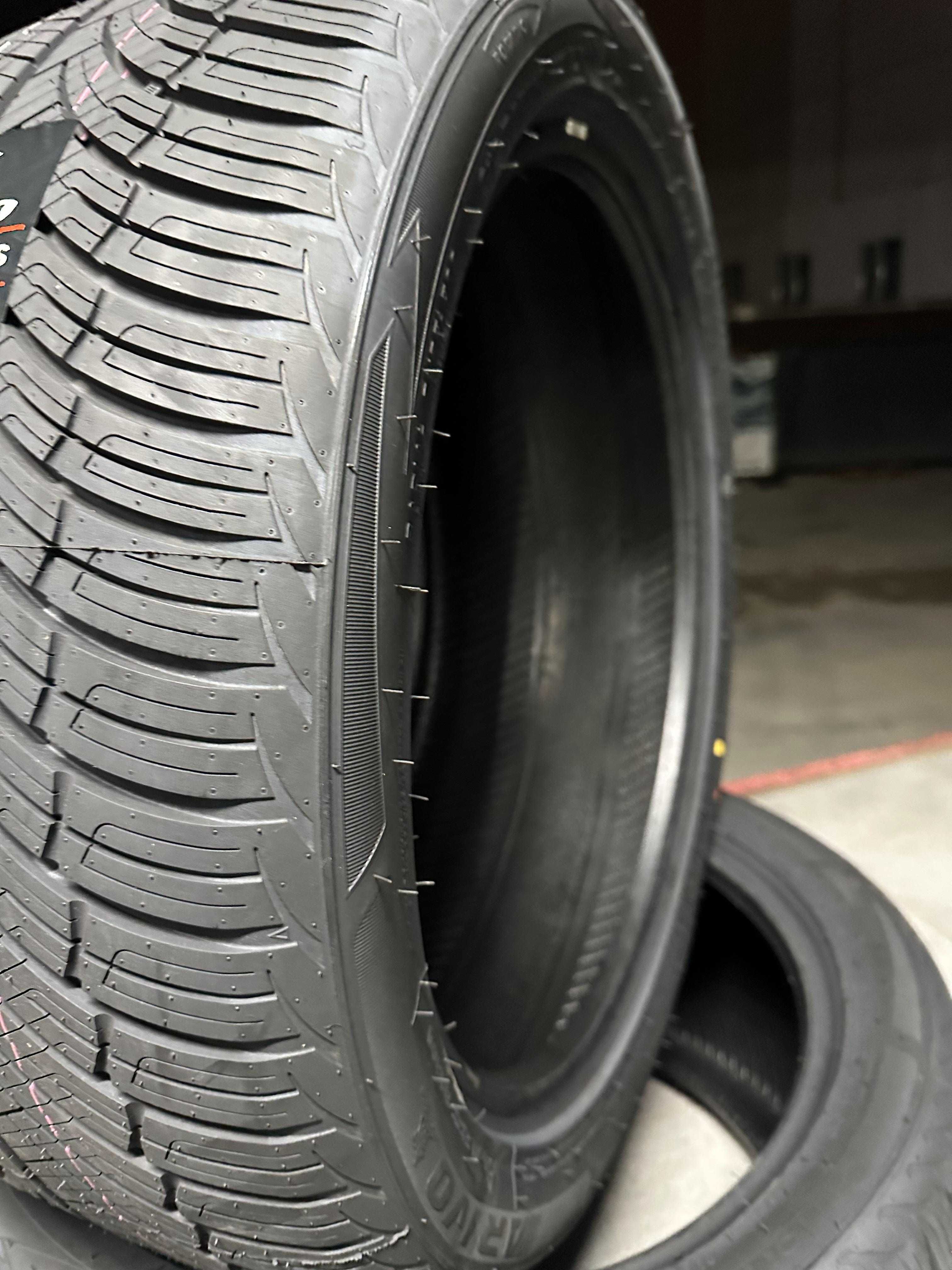 Нови Всесезонни Гуми Arivo Carlorful A/S 315/35R20 110W XL Нов Dot