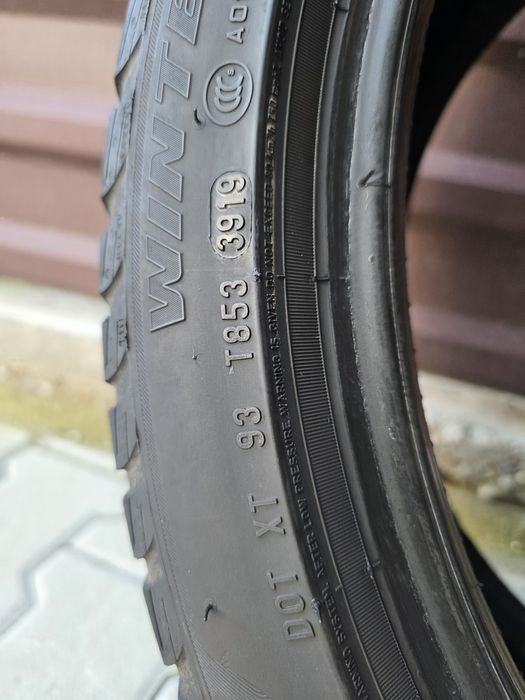 Cauciucuri Iarna Pirelli Sottozero 3 245/40/R19 Runflat