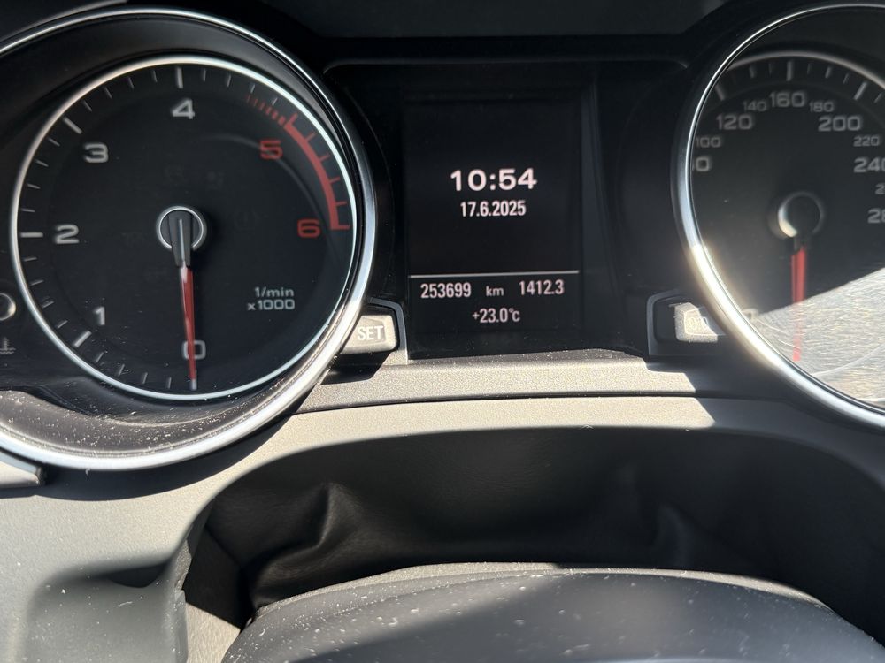 Vand Audi A5 an 2013