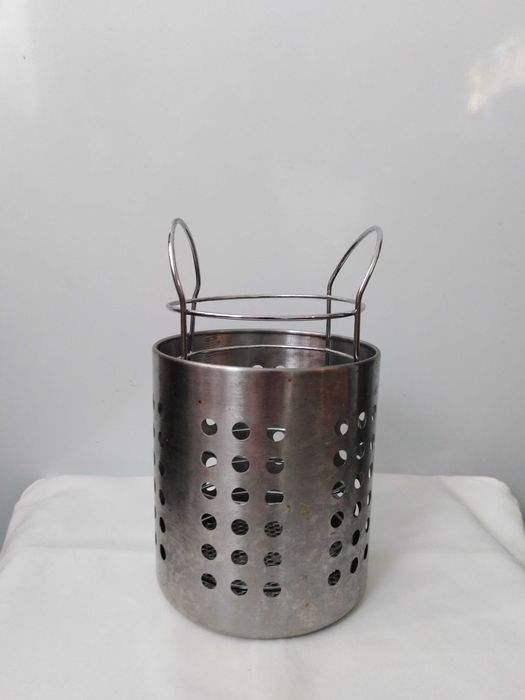 ОТДАМ ДАРОМ сушилку. Для столовых приборов, сталь, большая, бу