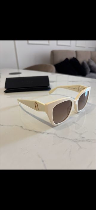 Нови очила Furla