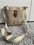 Tommy Hilfiger geanta crossbody