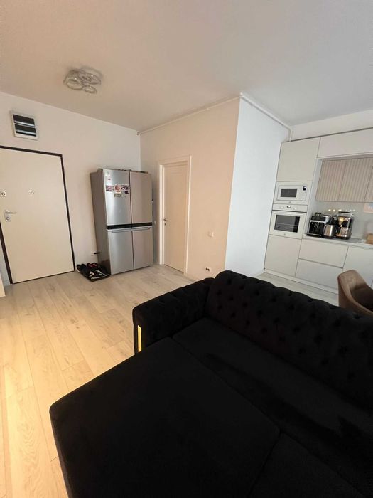 Vand apartament spatios, cu loc de parca, terasa mare in complet VAMT
