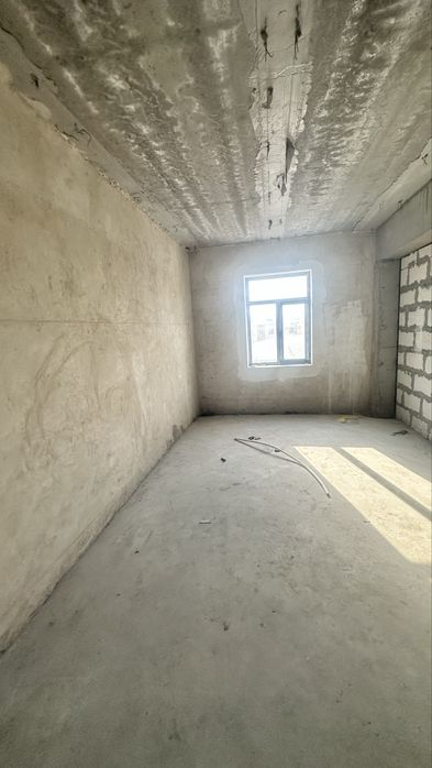 1 хонали уй сотилади 47 кв.м