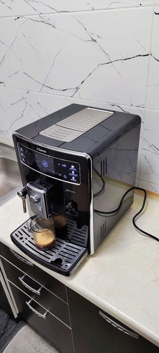 Espressor Automat Saeco Xelsis SUP 038 Aparat cu Cafea Boabe